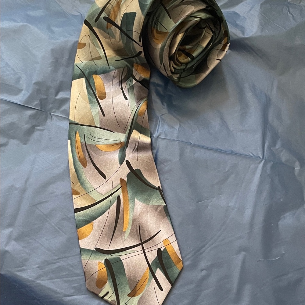 J. Garcia Abstract Green and Yellow Tie